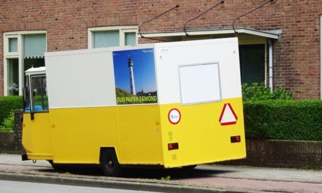 Egmondse Oudpapiergroep roept op tot actie: Verzamel papier en karton voor een duurzame samenleving