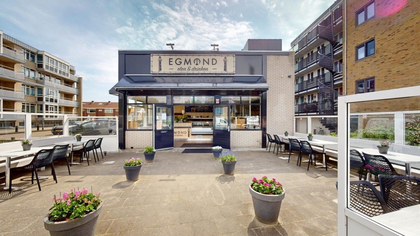 cafetaria met zonnig terras in Egmond aan Zee! cafetaria met zonnig terras in Egmond aan Zee!