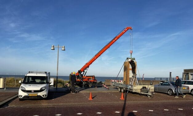 De onthulling van het vandaag geplaatste en nog ontzichbare LOST Monument is op 19 oktober om 10.00 uur