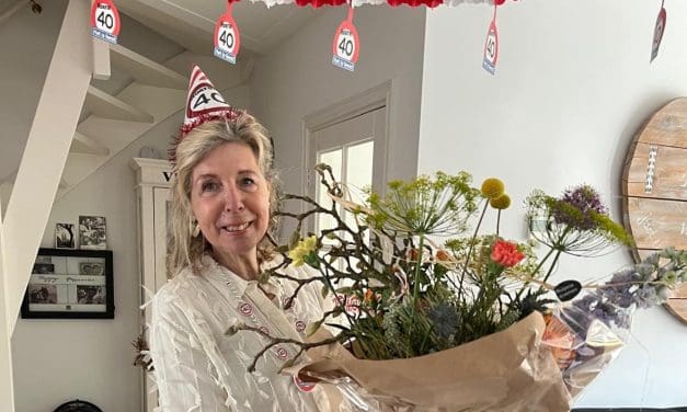 Juf Marian Borst viert 40-jarig jubileum in het onderwijs