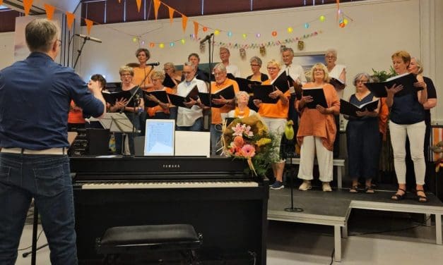 Zing mee met Vocalgroup Erato tijdens het Hoeverdorpsfeest