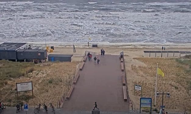 De nieuwe strandtrap in Egmond aan Zee