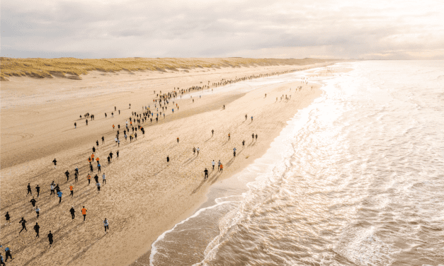 Egmond Halve Marathon 2026 volledig uitverkocht — alleen Mini Marathons nog beschikbaar