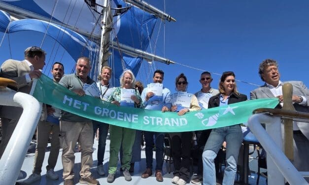 Blauwe Vlag opnieuw voor alle stranden in gemeente Bergen
