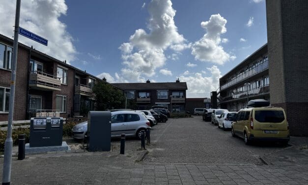 Bewonerscommissie Dorus Rijkersplein bestudeert sloopplannen zorgvuldig
